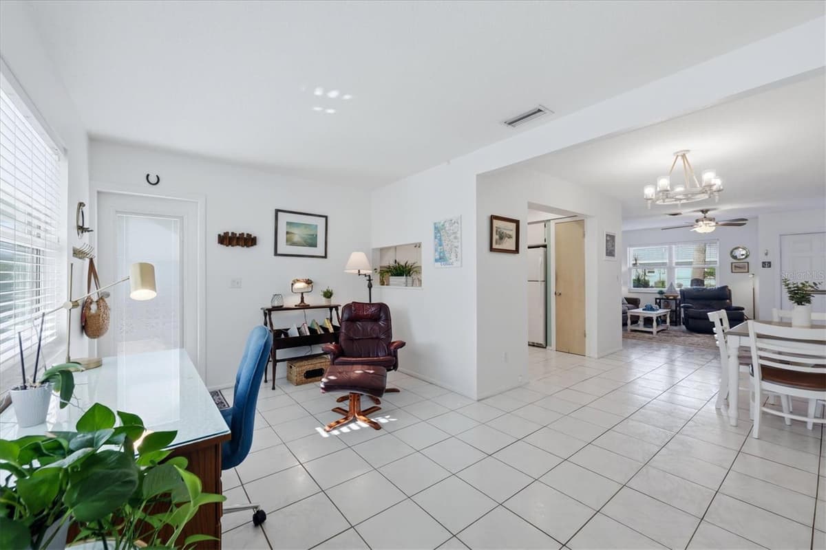 1027 BEACH MANOR CIRCLE — photo 17 of 98