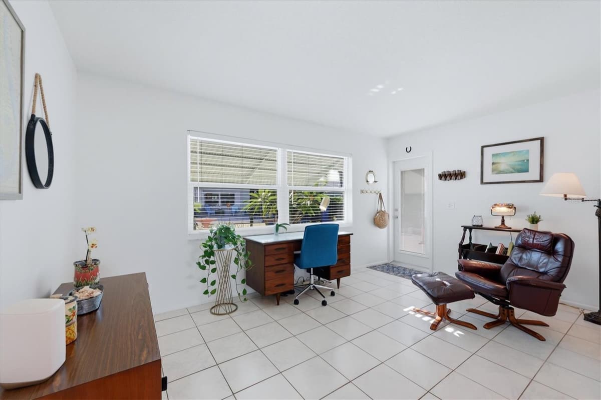 1027 BEACH MANOR CIRCLE — photo 16 of 98