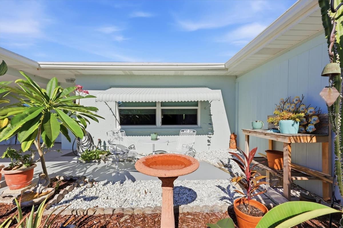 1027 BEACH MANOR CIRCLE — photo 42 of 98