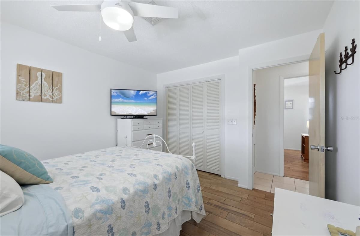 1027 BEACH MANOR CIRCLE — photo 23 of 98