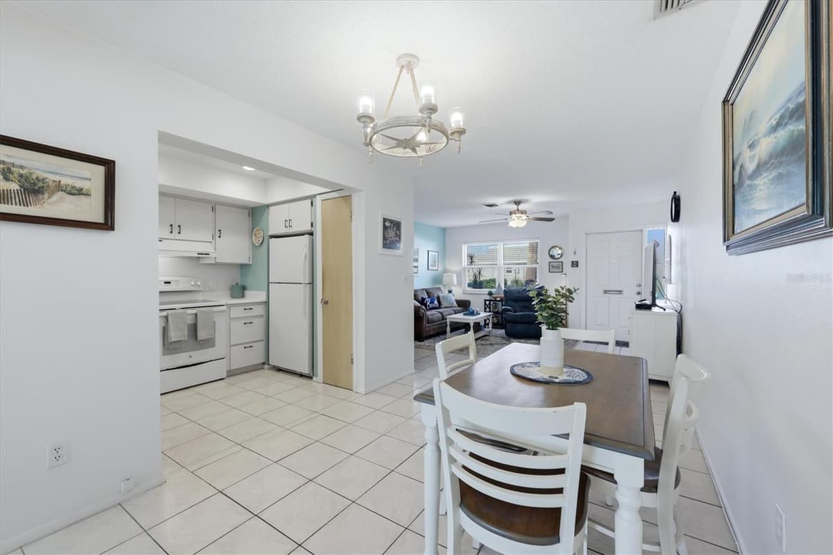 1027 BEACH MANOR CIRCLE — photo 12 of 98