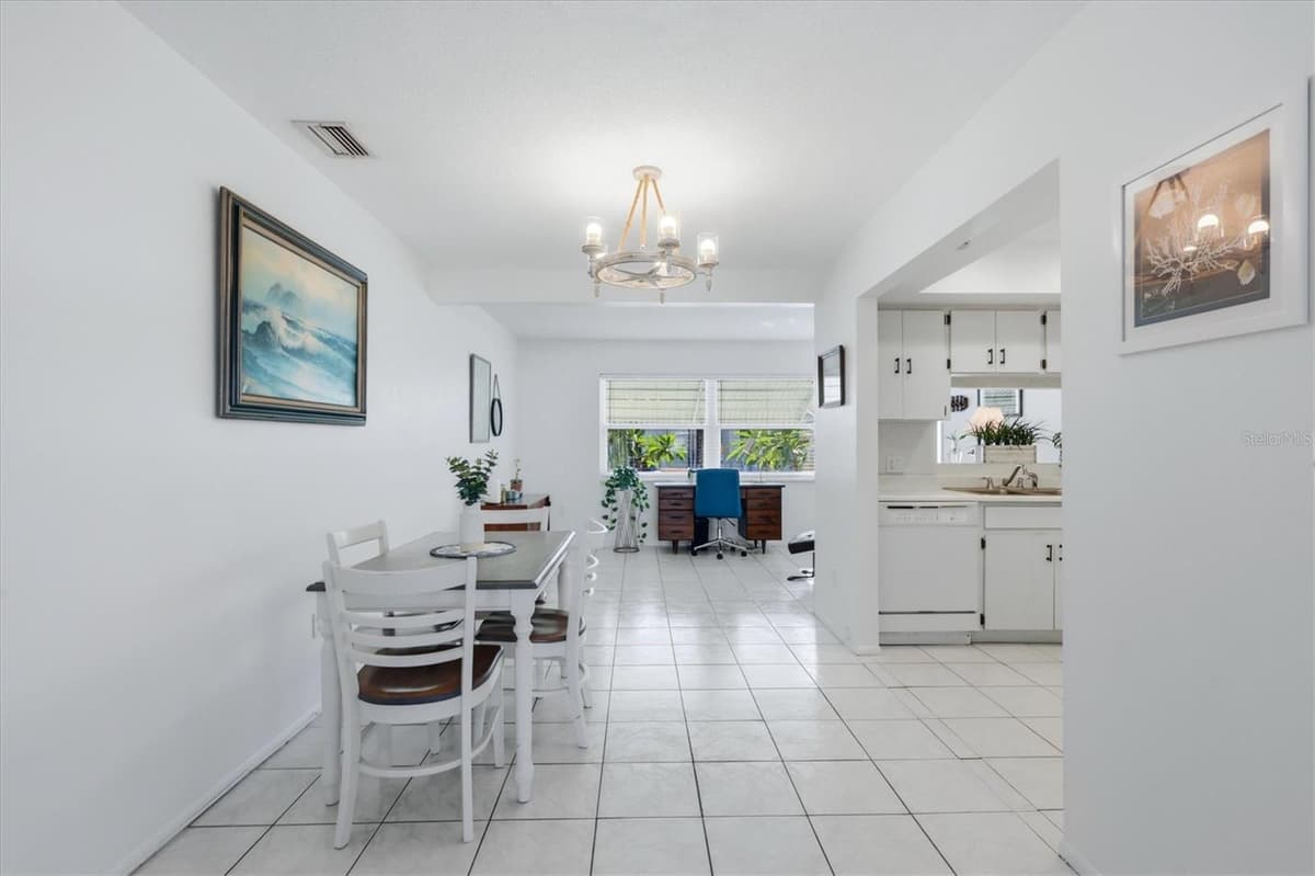 1027 BEACH MANOR CIRCLE — photo 9 of 98