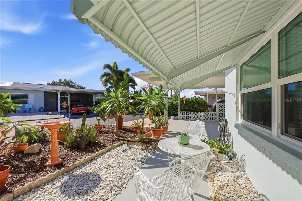 1027 BEACH MANOR CIRCLE — photo 41 of 98