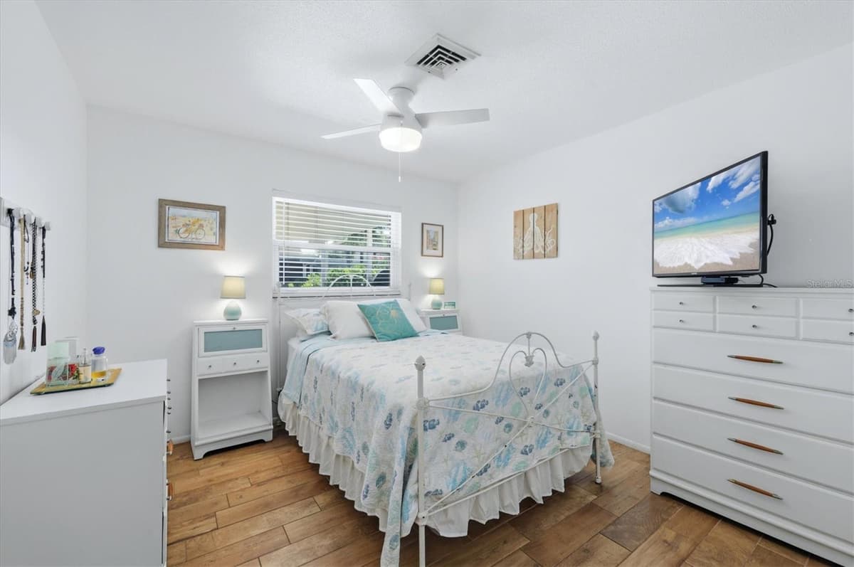 1027 BEACH MANOR CIRCLE — photo 22 of 98
