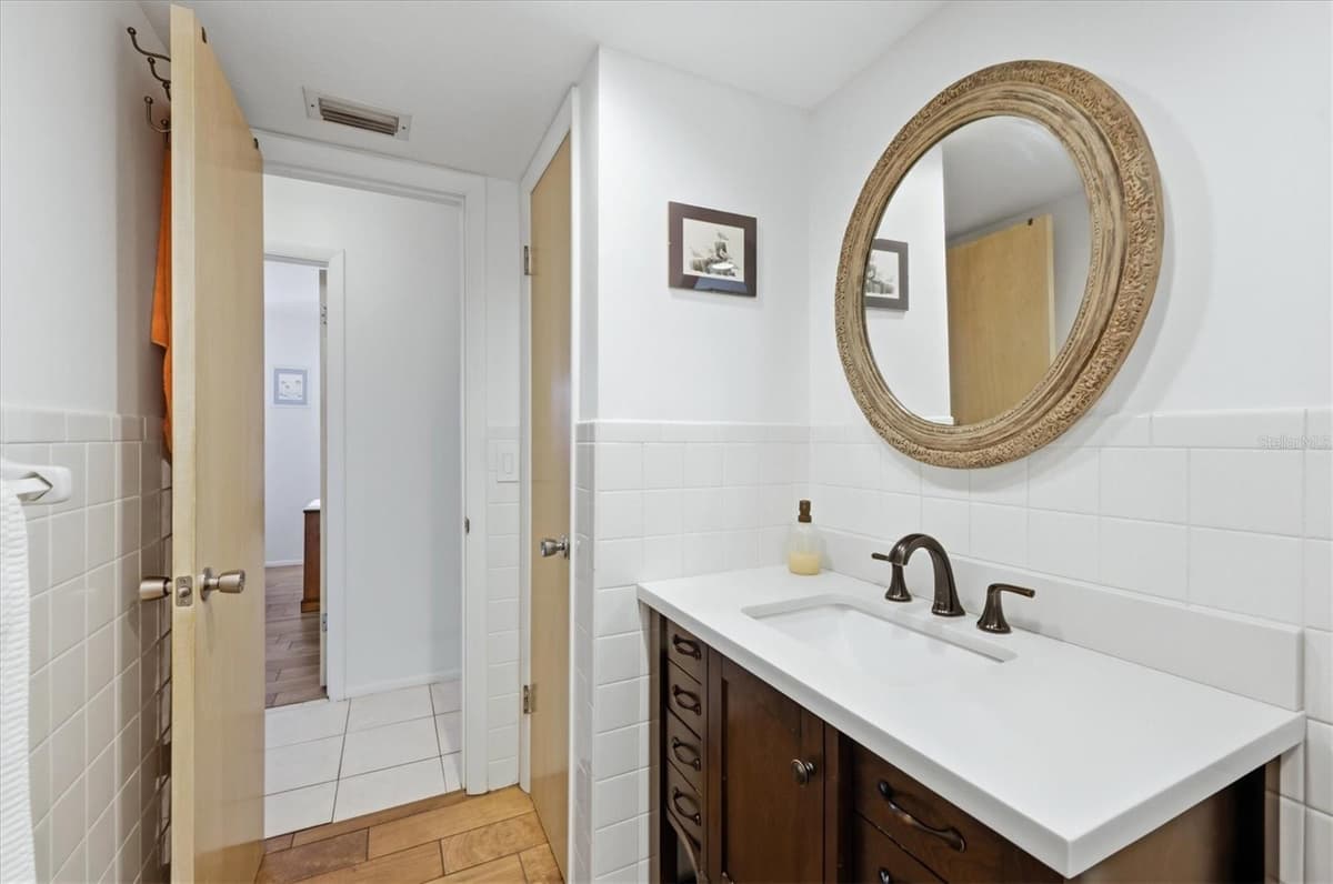 1027 BEACH MANOR CIRCLE — photo 25 of 98