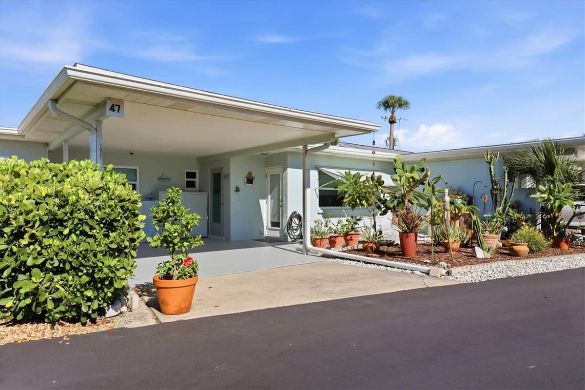 1027 BEACH MANOR CIRCLE — photo 38 of 98