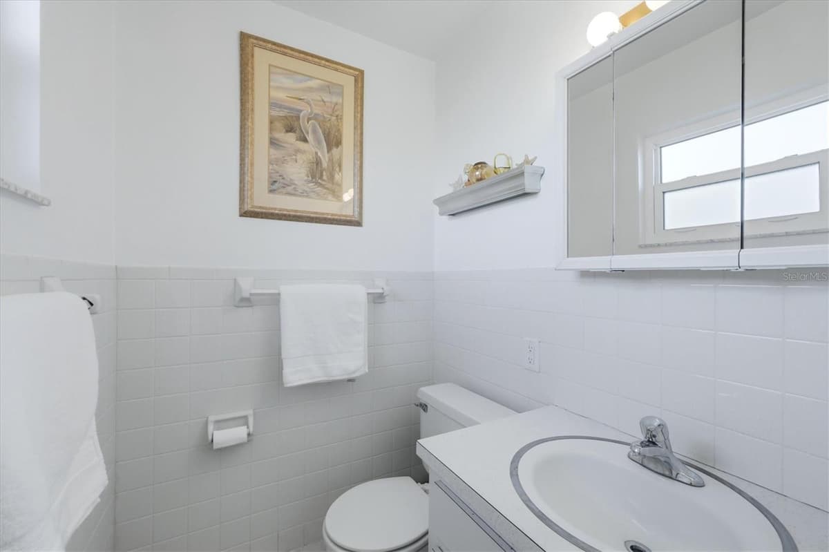 1027 BEACH MANOR CIRCLE — photo 33 of 98