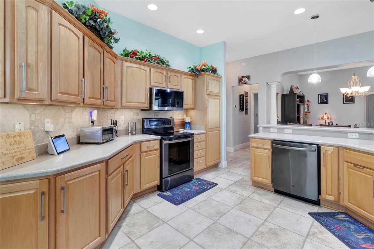 4190 COUNTY ROAD 121D — photo 12 of 46