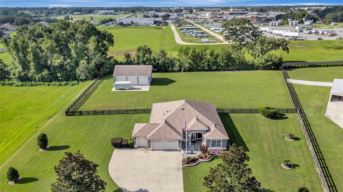 4190 COUNTY ROAD 121D — photo 5 of 46