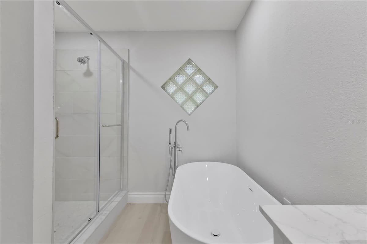 171 WILLIAMS ROAD — photo 16 of 36