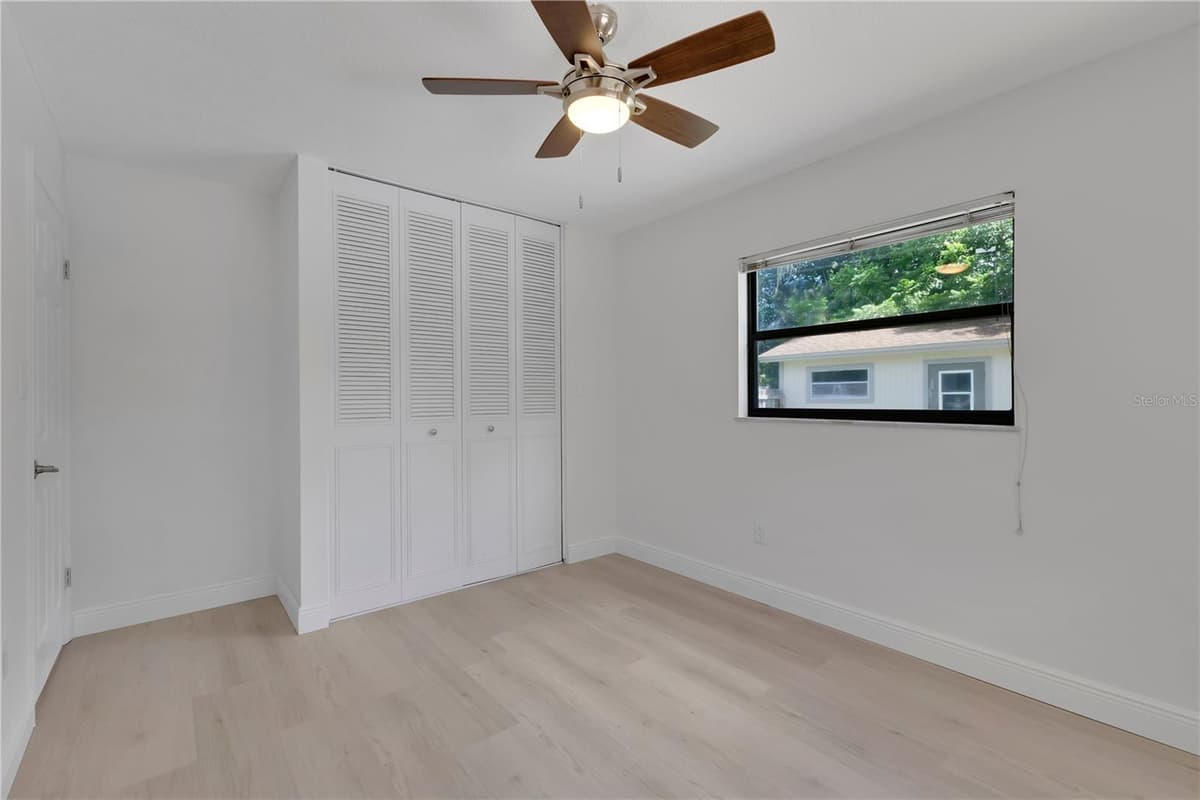 171 WILLIAMS ROAD — photo 18 of 36