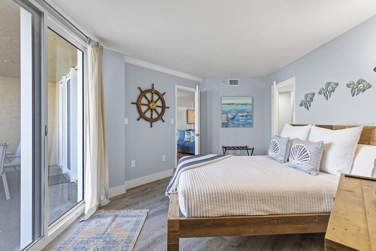 421 ATLANTIC AVENUE — photo 4 of 12