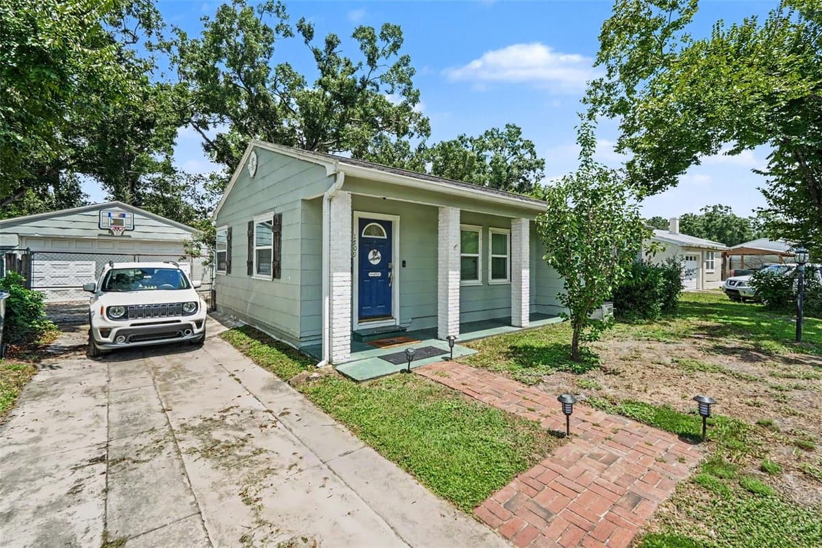 1509 BARR DRIVE — photo 3 of 22