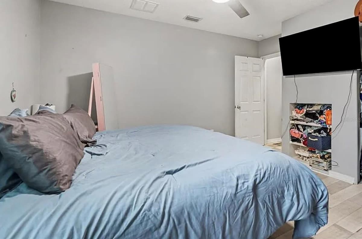 1509 BARR DRIVE — photo 12 of 22