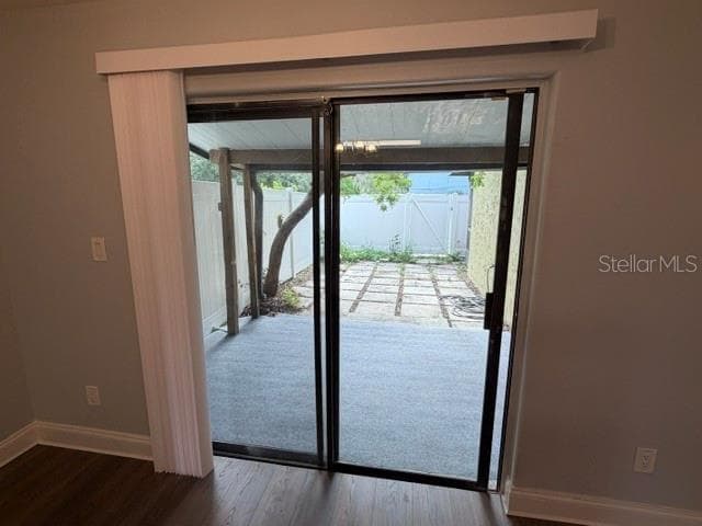 7487 CANFORD COURT — photo 20 of 20