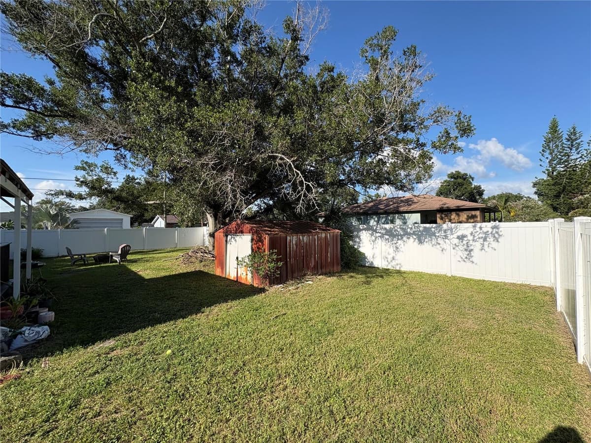 6302 ADELIA AVENUE — photo 26 of 33