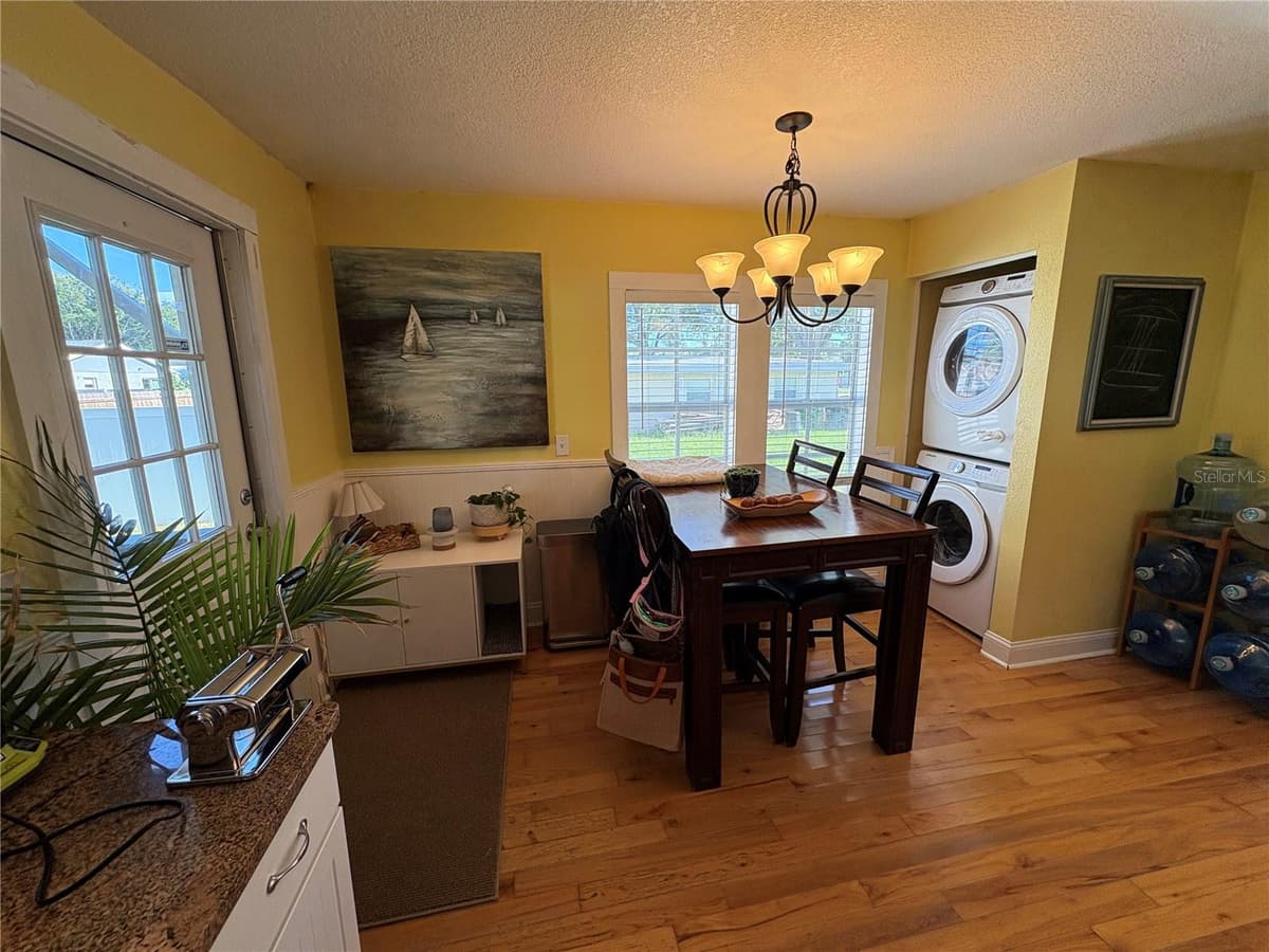 6302 ADELIA AVENUE — photo 12 of 33