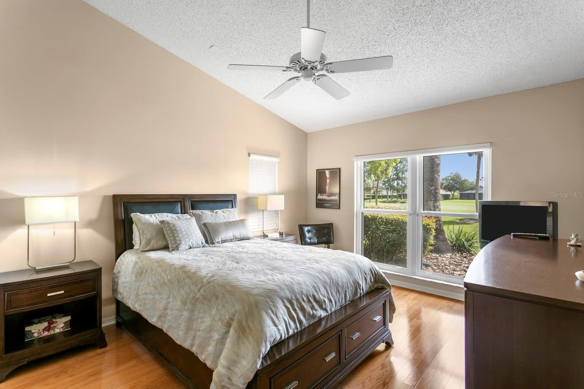 14607 VILLAGE GLEN CIRCLE — photo 21 of 69