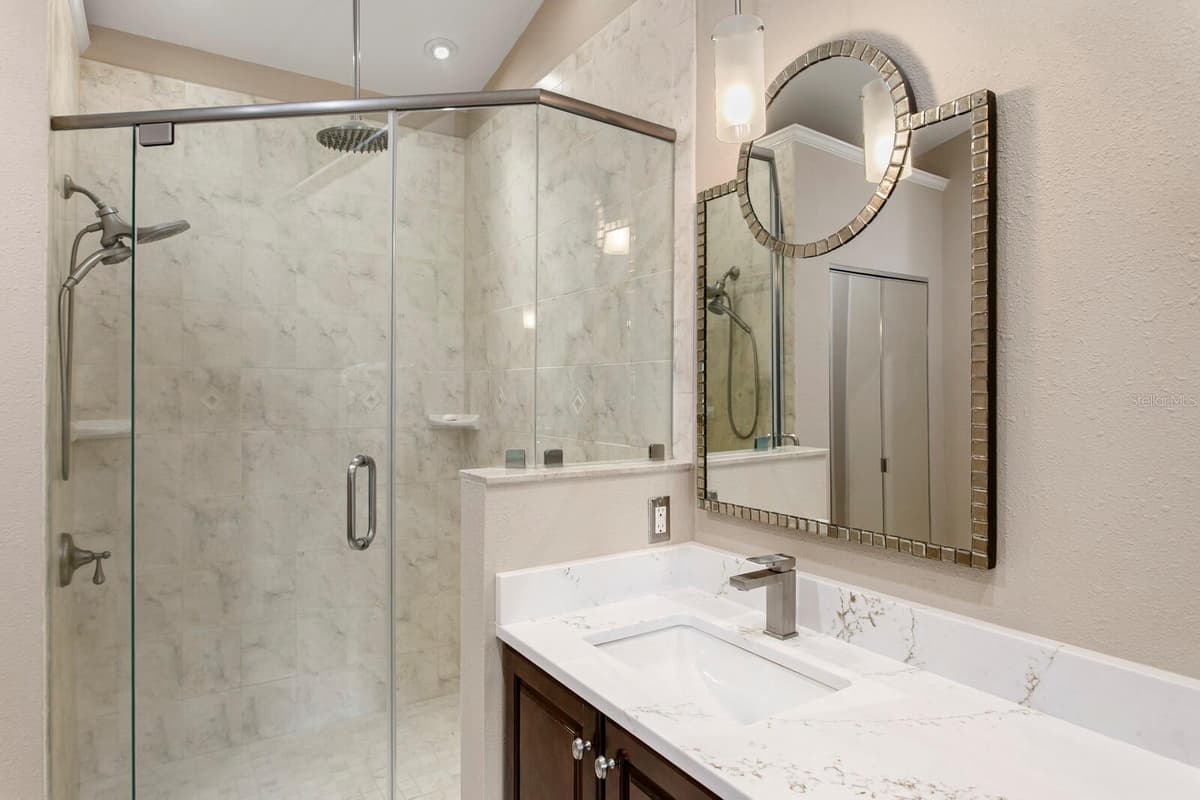 14607 VILLAGE GLEN CIRCLE — photo 24 of 69