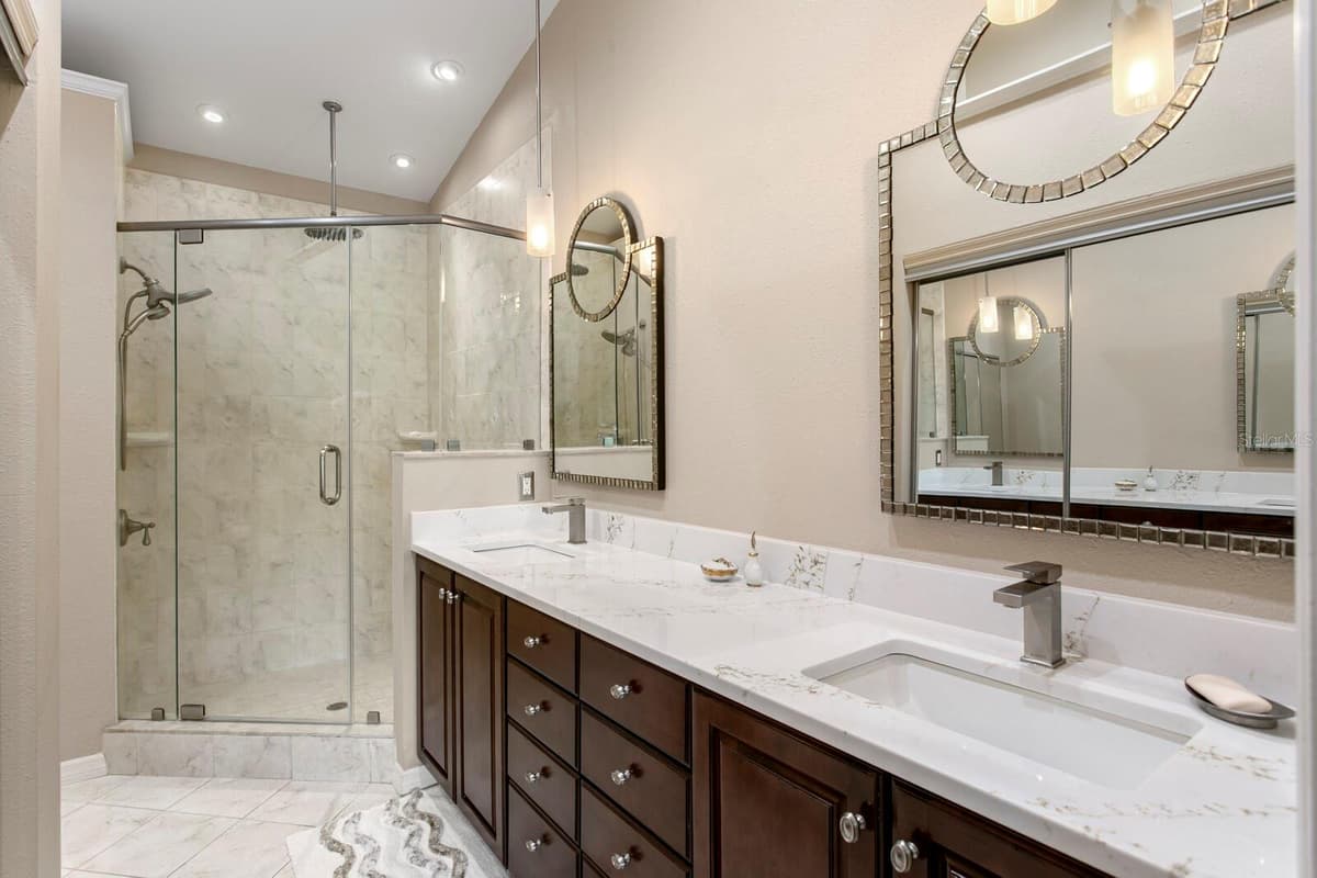 14607 VILLAGE GLEN CIRCLE — photo 23 of 69