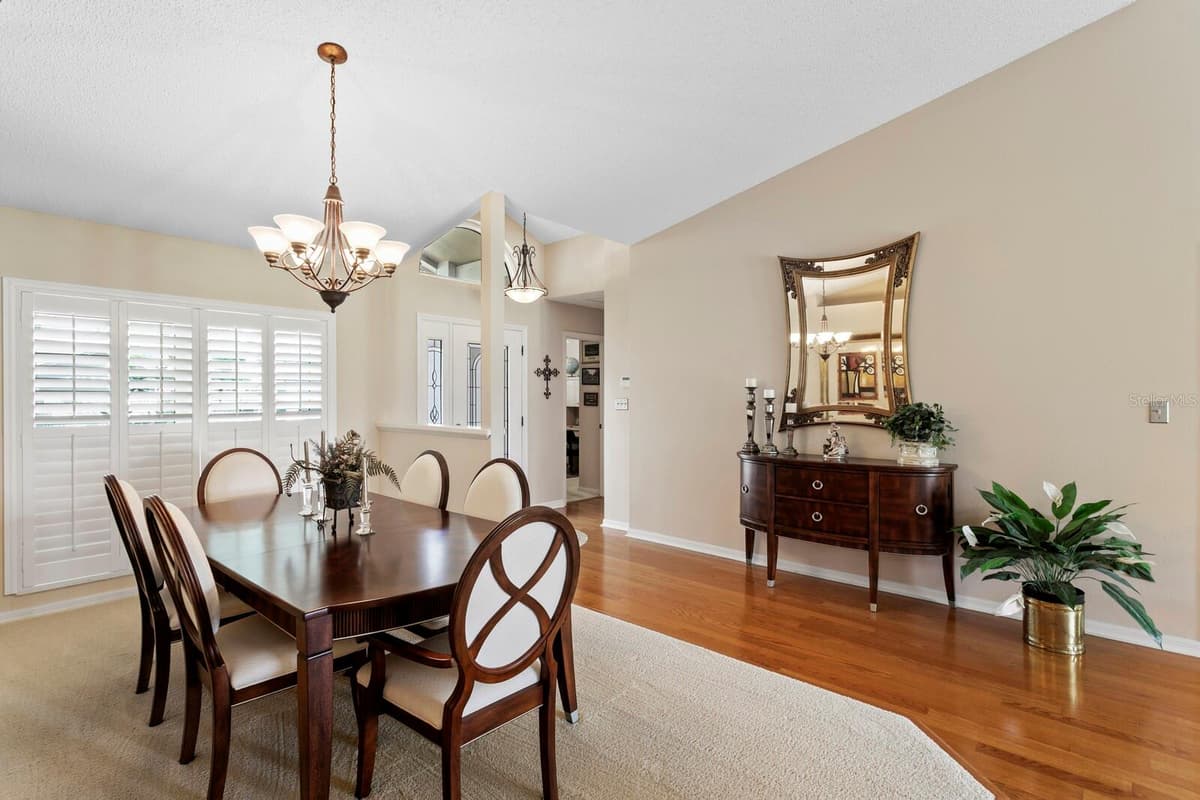 14607 VILLAGE GLEN CIRCLE — photo 5 of 69