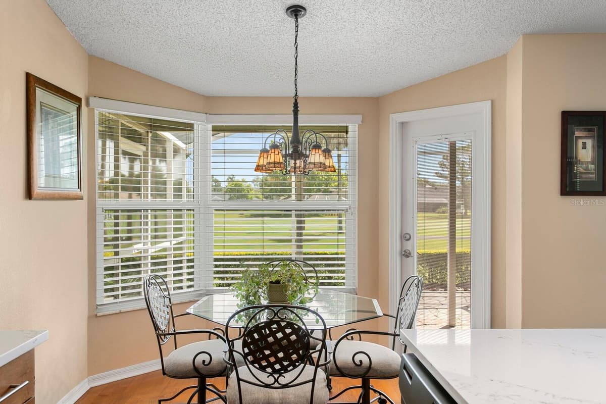 14607 VILLAGE GLEN CIRCLE — photo 10 of 69