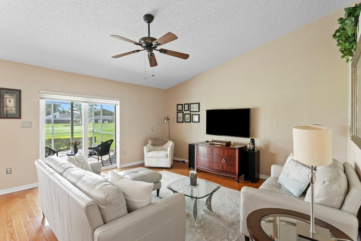 14607 VILLAGE GLEN CIRCLE — photo 13 of 69