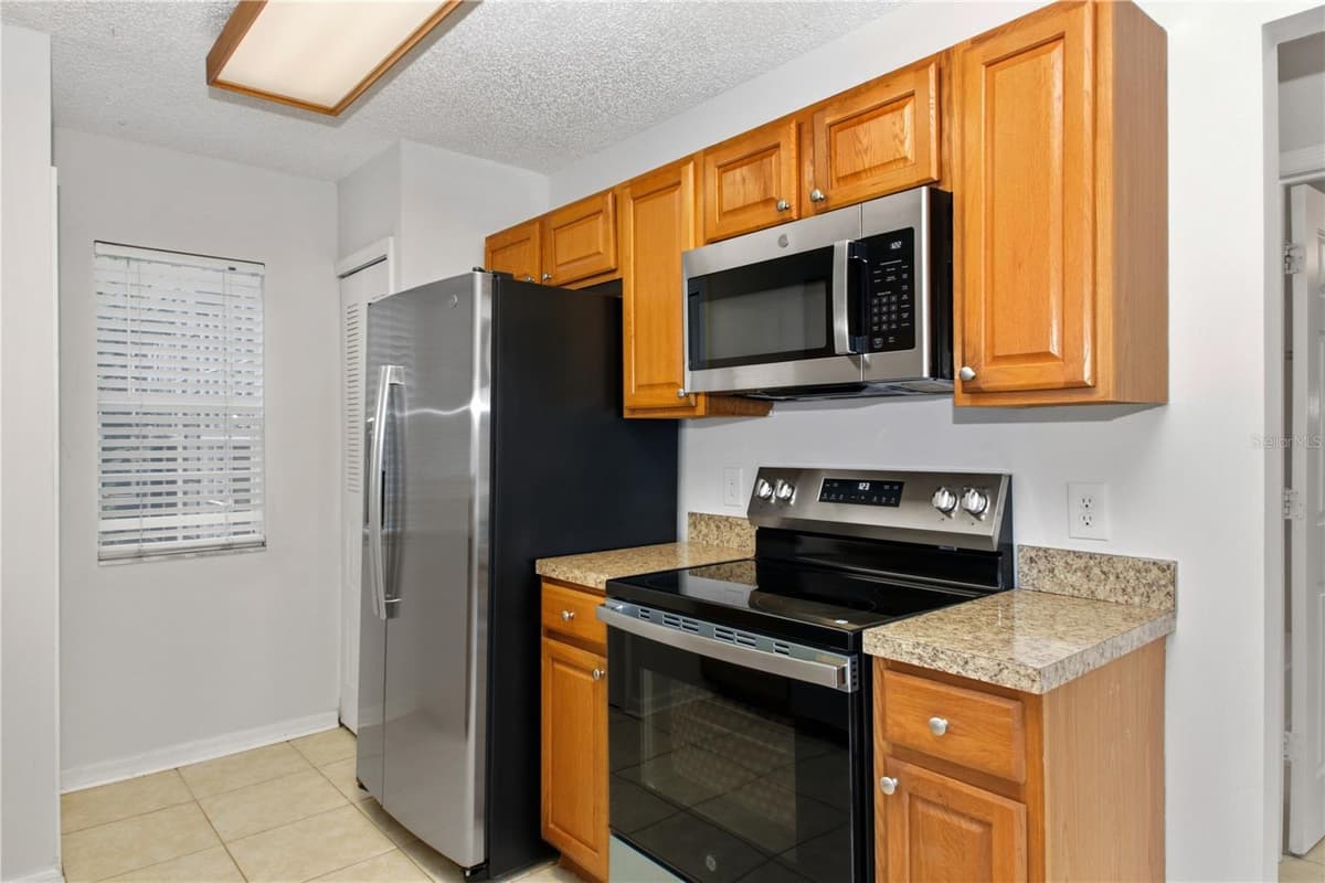 939 FRAMLINGHAM COURT — photo 11 of 25