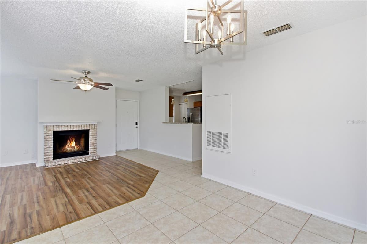 939 FRAMLINGHAM COURT — photo 10 of 25