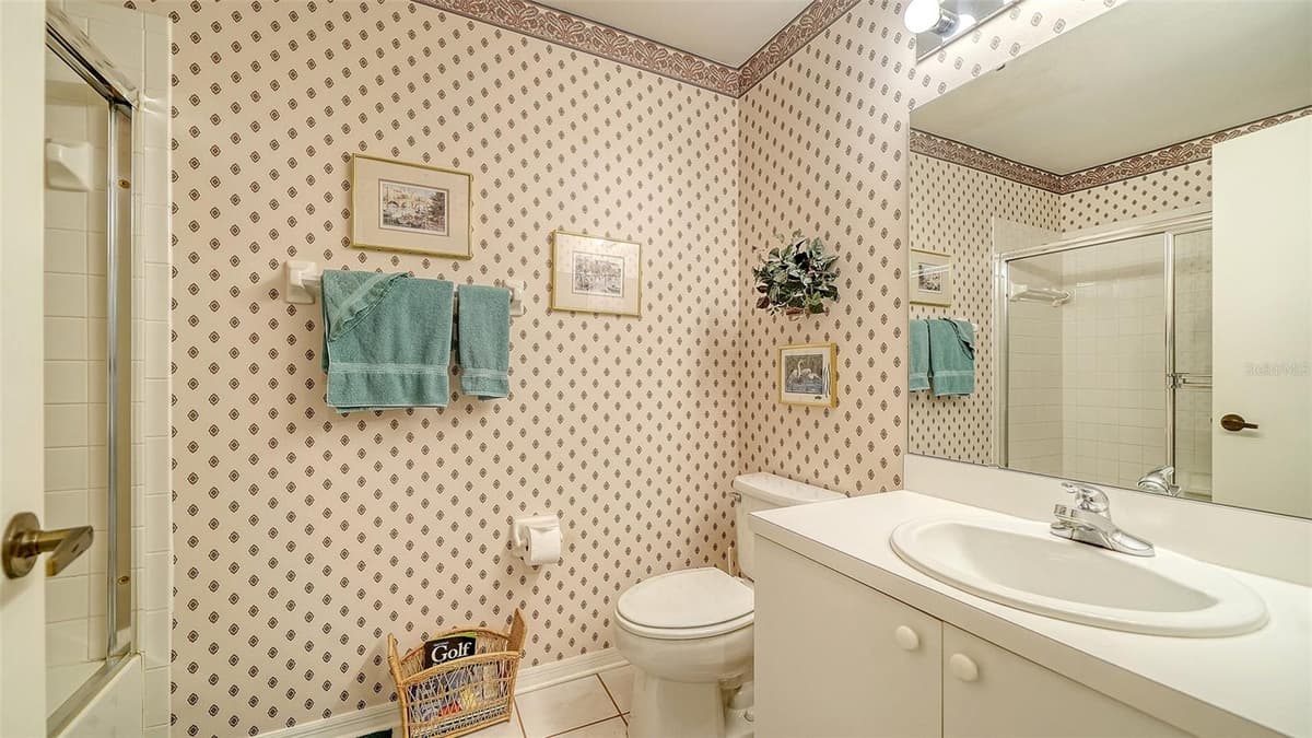 9330 CLUBSIDE CIRCLE — photo 19 of 59