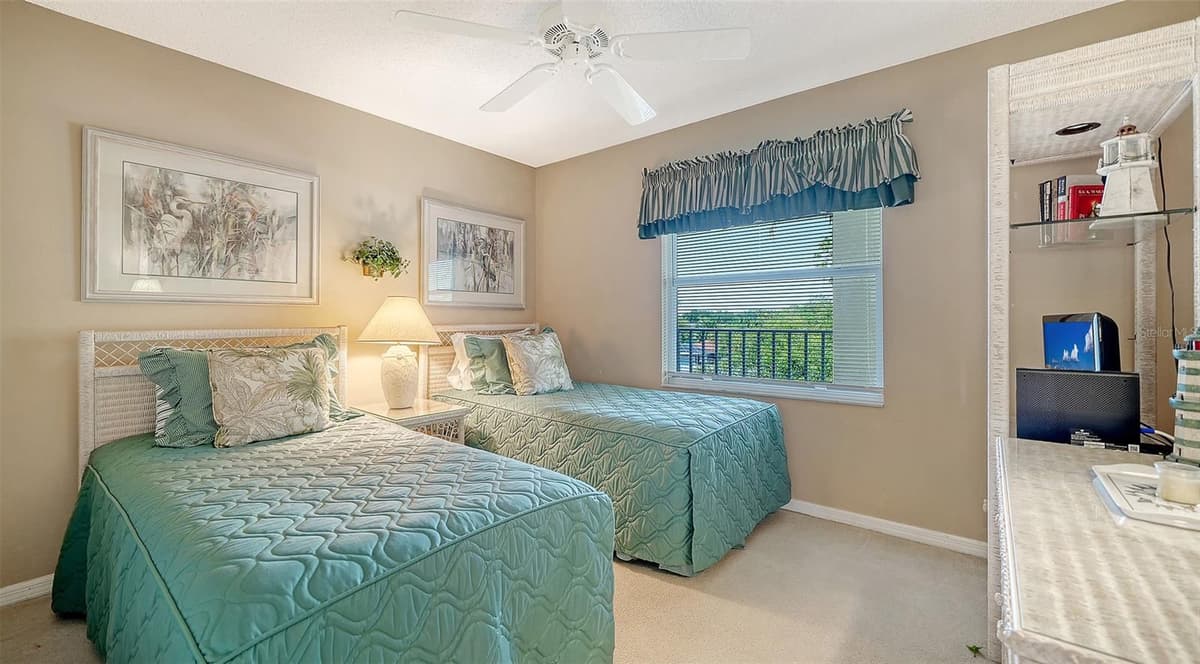 9330 CLUBSIDE CIRCLE — photo 18 of 59