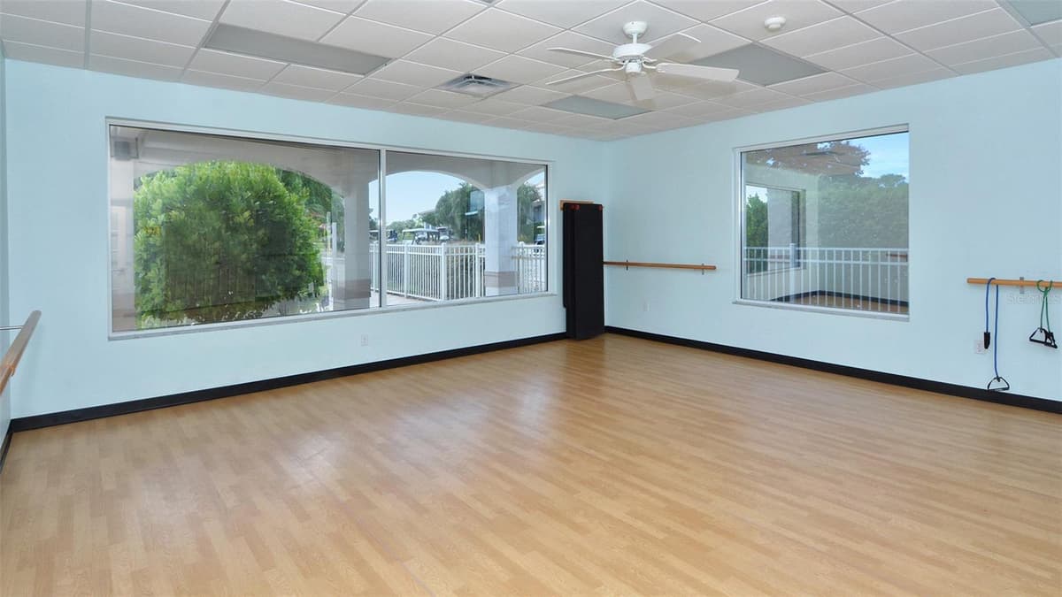 9330 CLUBSIDE CIRCLE — photo 45 of 59