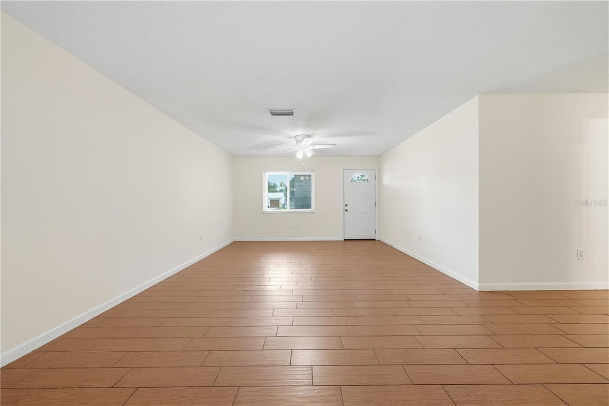 205 PONCE STREET — photo 7 of 35