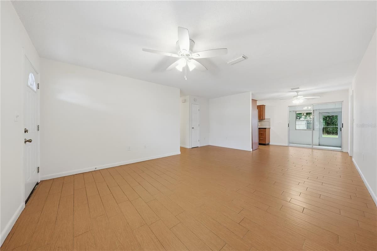 205 PONCE STREET — photo 6 of 35