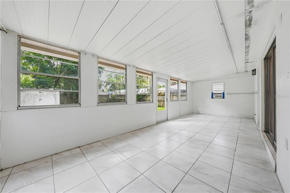 205 PONCE STREET — photo 14 of 35