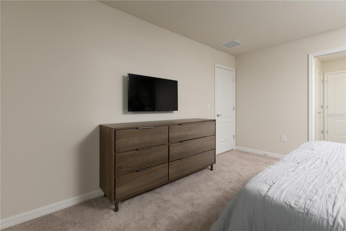 7376 OAKMOSS LOOP — photo 26 of 34