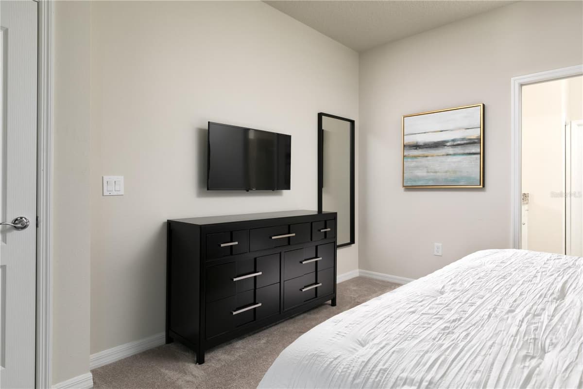7376 OAKMOSS LOOP — photo 13 of 34