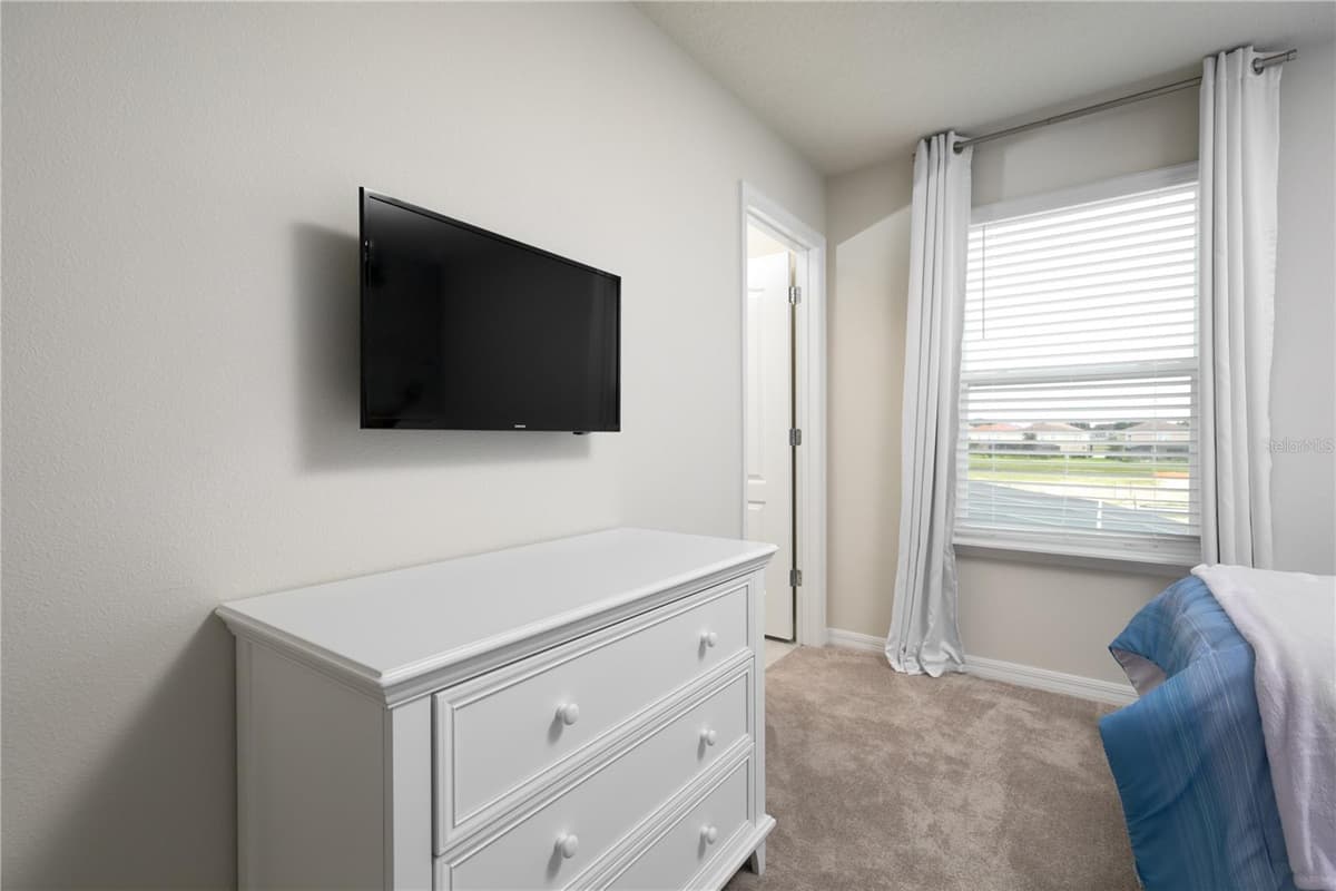 7376 OAKMOSS LOOP — photo 29 of 34