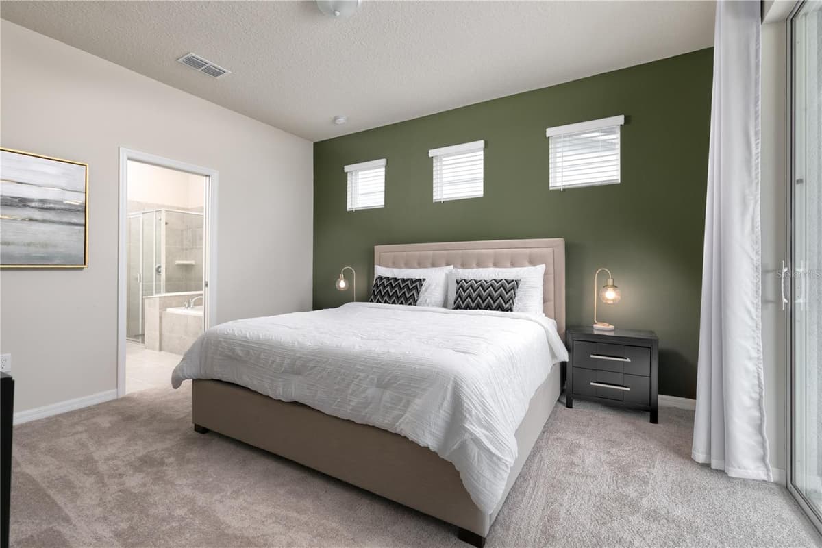 7376 OAKMOSS LOOP — photo 12 of 34