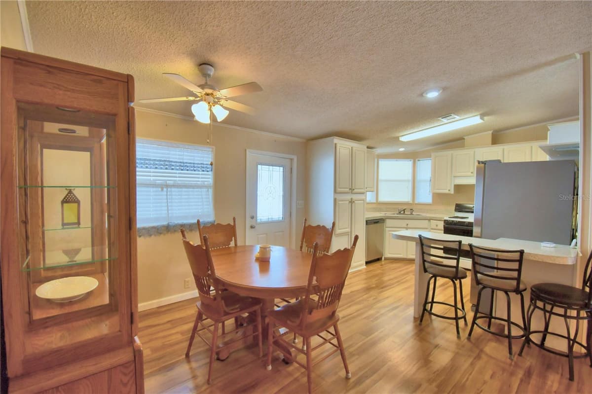 6086 SOUTHERN OAKS DRIVE — photo 45 of 66