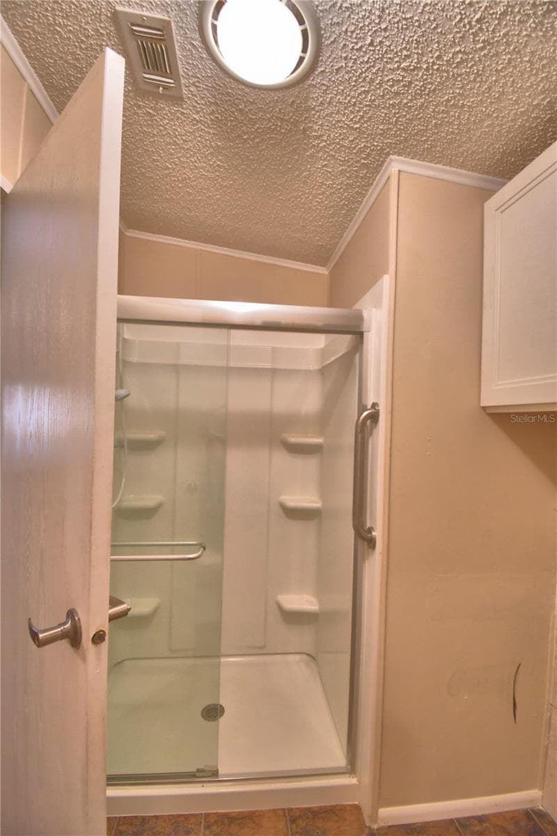 6086 SOUTHERN OAKS DRIVE — photo 12 of 66