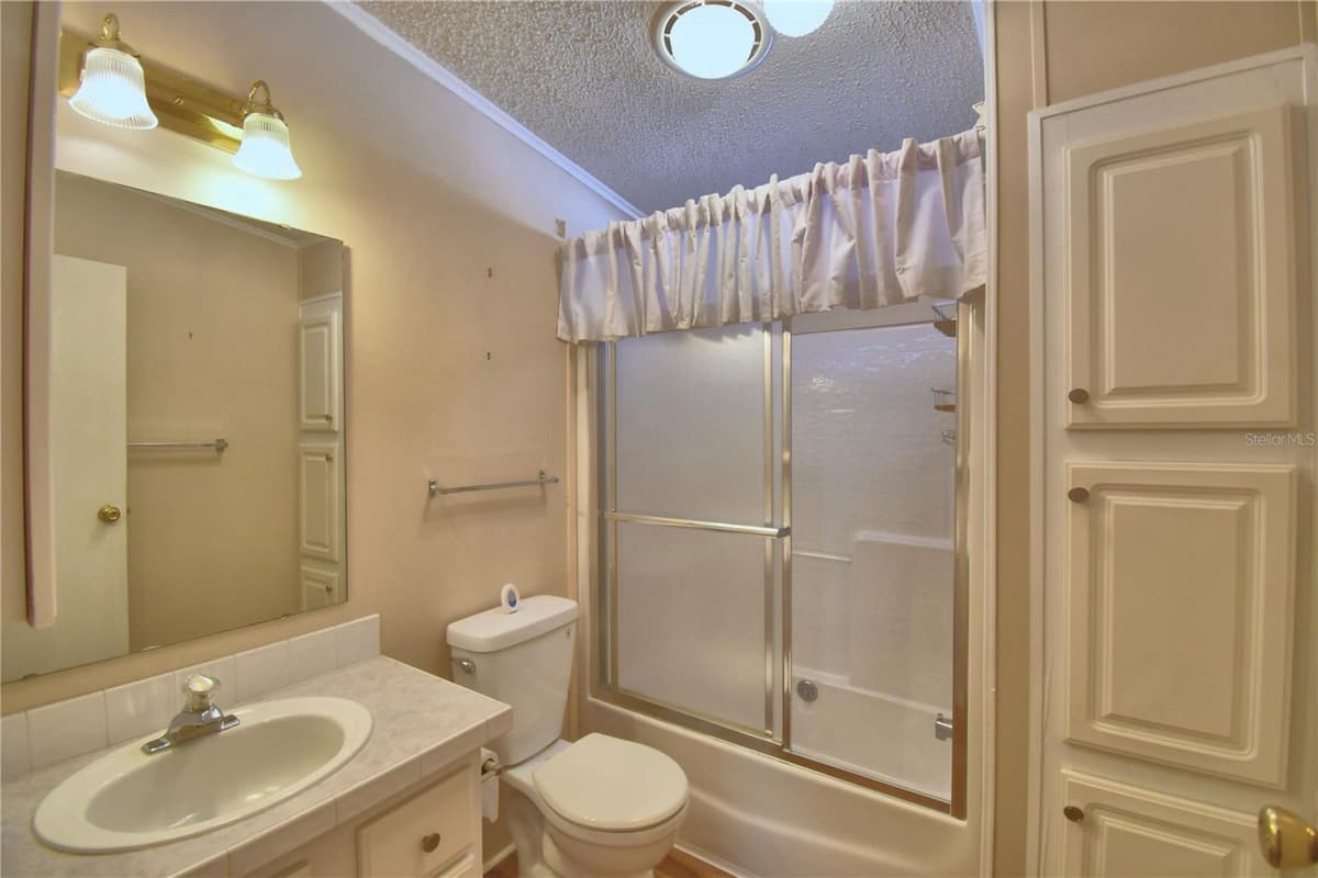 6086 SOUTHERN OAKS DRIVE — photo 41 of 66