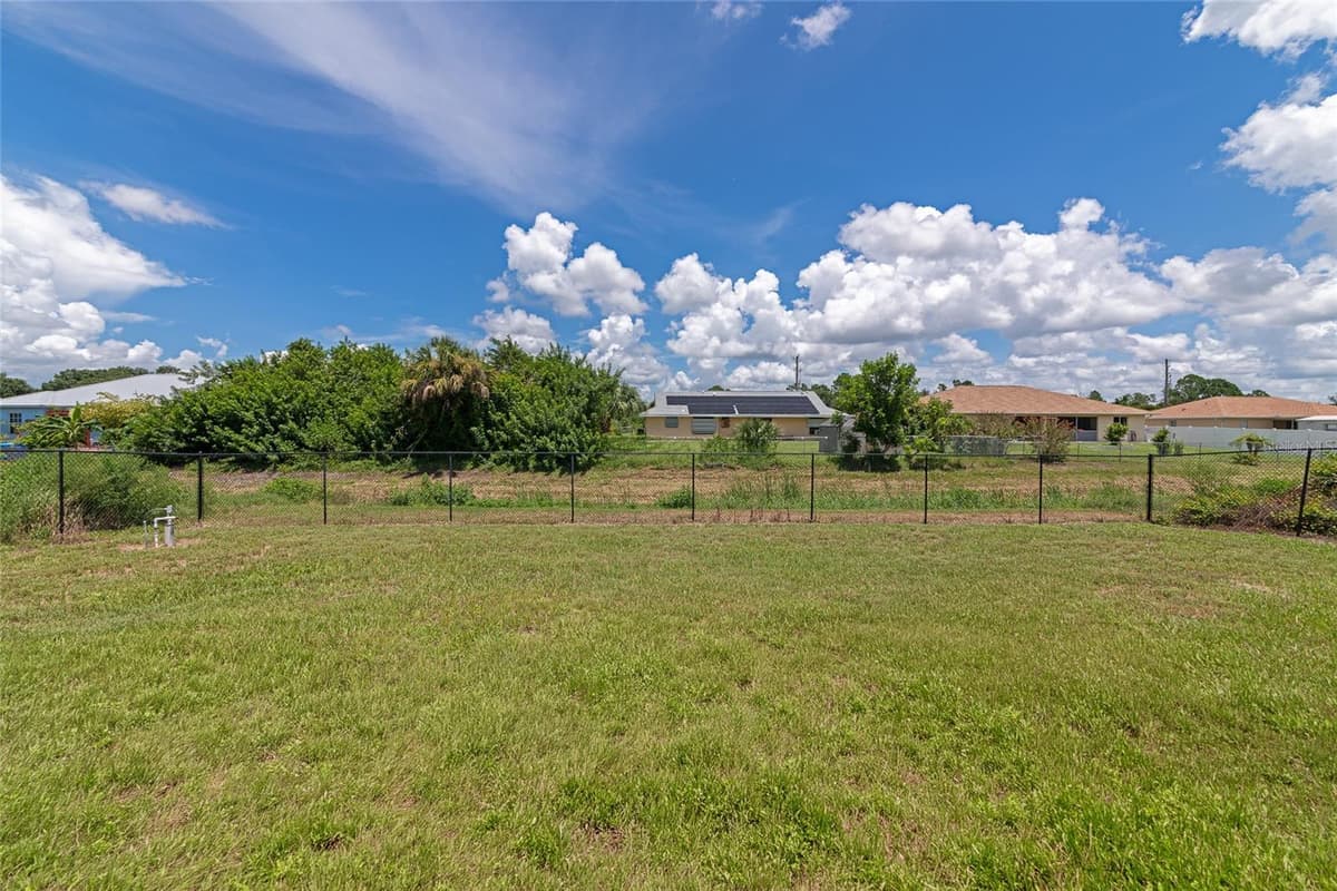 7680 LAMPLIGHTER AVENUE — photo 41 of 41