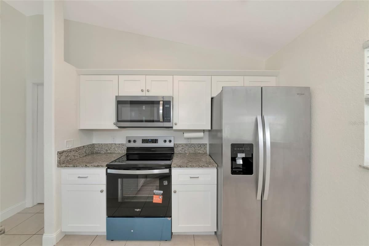7680 LAMPLIGHTER AVENUE — photo 13 of 41