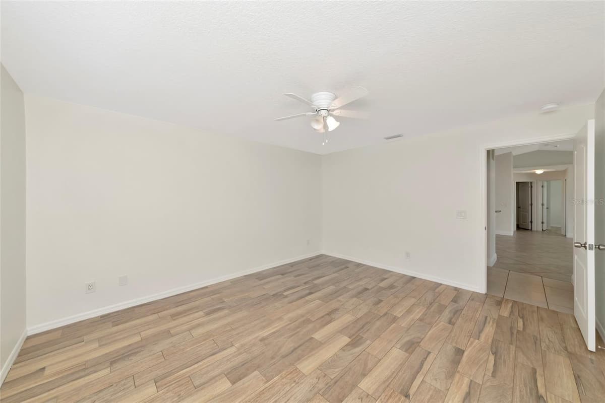7680 LAMPLIGHTER AVENUE — photo 26 of 41