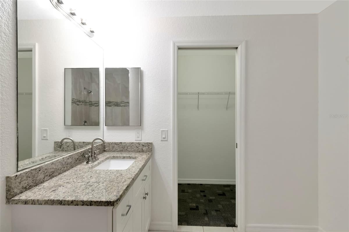 7680 LAMPLIGHTER AVENUE — photo 29 of 41