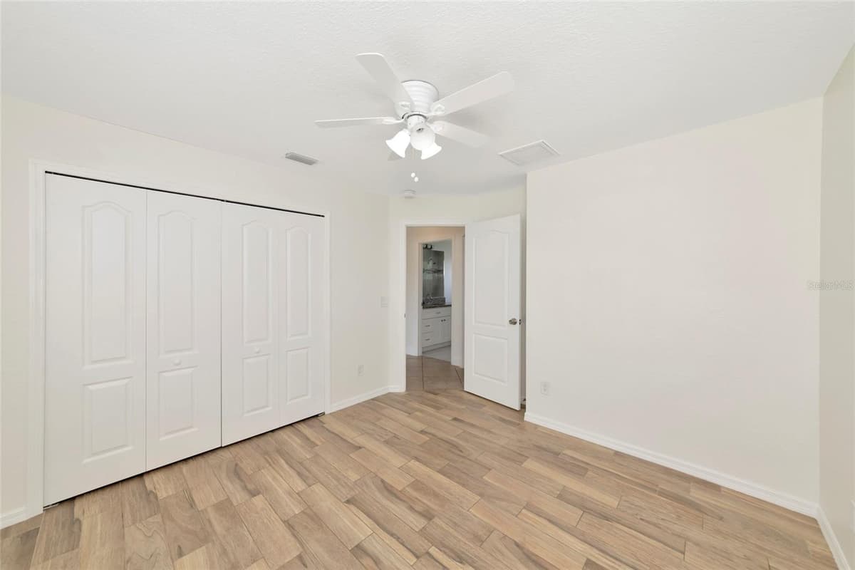 7680 LAMPLIGHTER AVENUE — photo 19 of 41