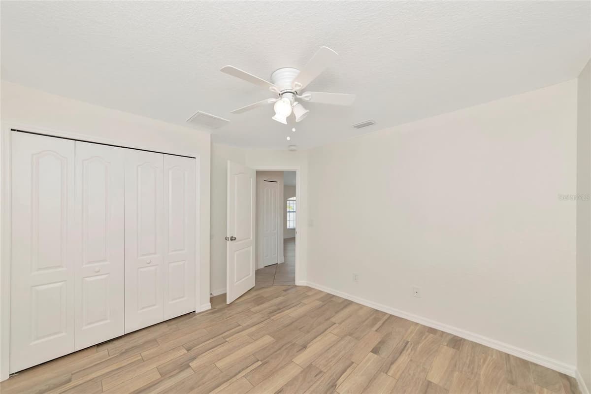 7680 LAMPLIGHTER AVENUE — photo 16 of 41