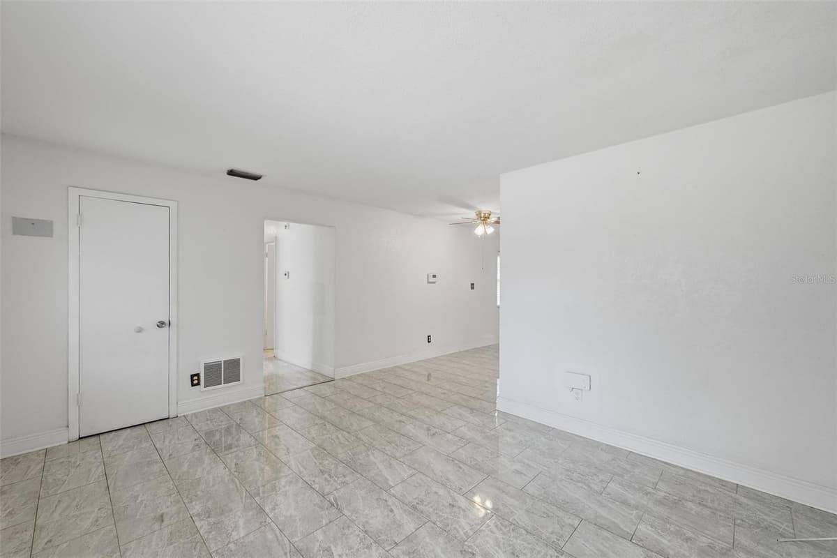 9810 54TH STREET — photo 16 of 43