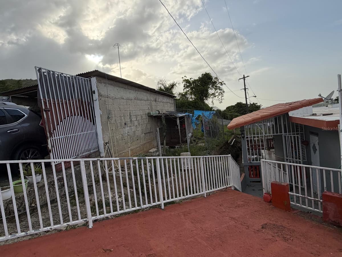 Carr. 10 BO. HATO VIEJO — photo 3 of 12